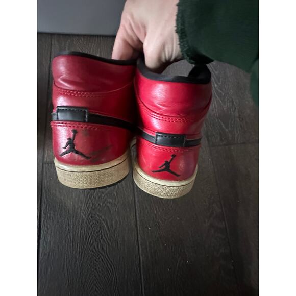 Nike Air Jordan 1 Retro Mid Gym Red Size 8 men's - Picture 6 of 6